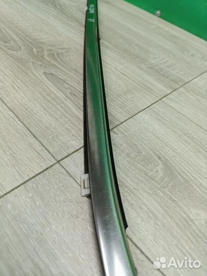 Молдинг стекла задний левый Hyundai Palisade LX2