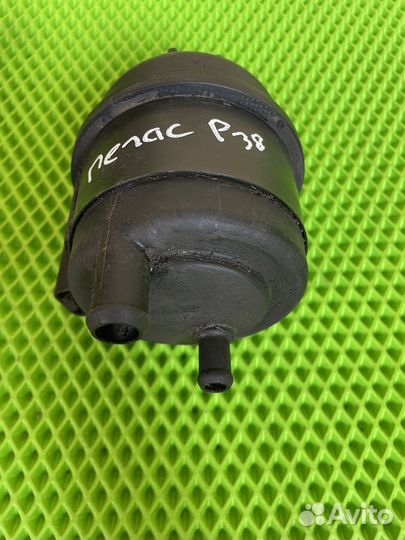 Рейндж ровер 2 пегас p38 бачок гур