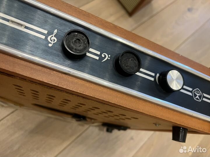 Проигрыватель винила Аккорд-201. Электрофон