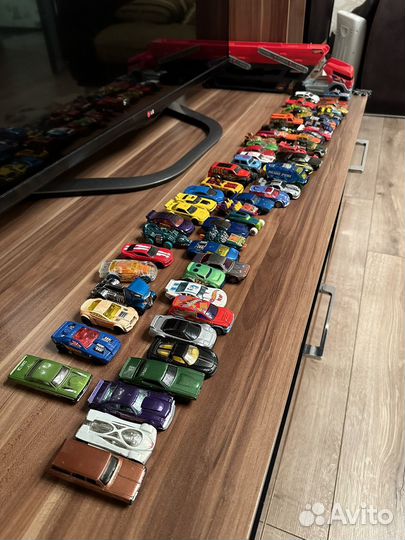Машинки hot wheels