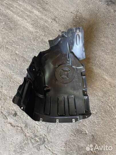Правый подкрылок локер мерседес mercedes cla 118