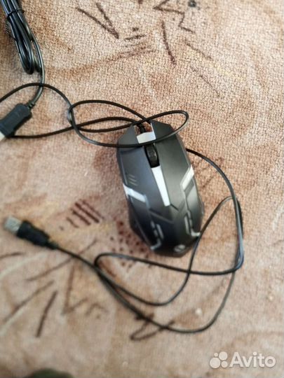 Игровая клавиатура и мышь для телефона