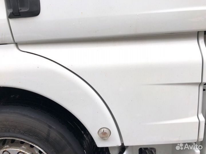 Продолжение двери правое Man