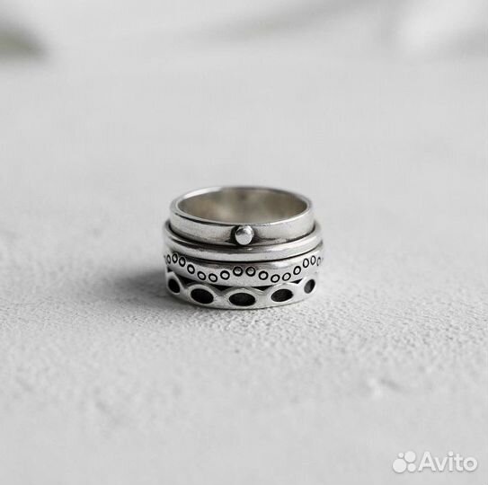 Кольцо с механизмом