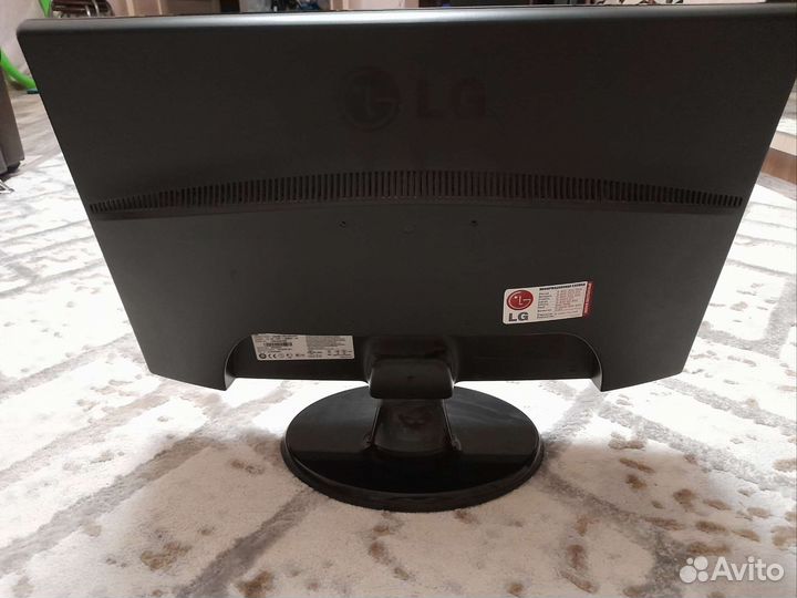 Монитор LG flatron