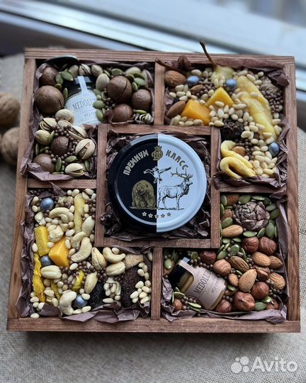 Подарочный бокс