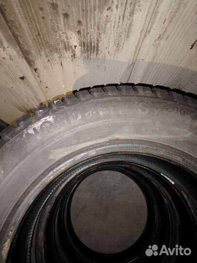 Gislaved Nord Frost 200 195/65 R15 95T