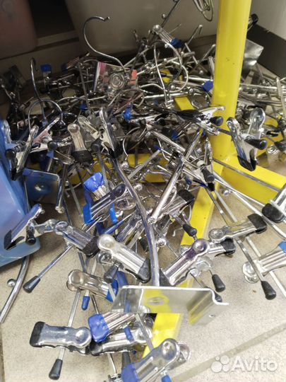 Вешалки плечики металлические с прищепками