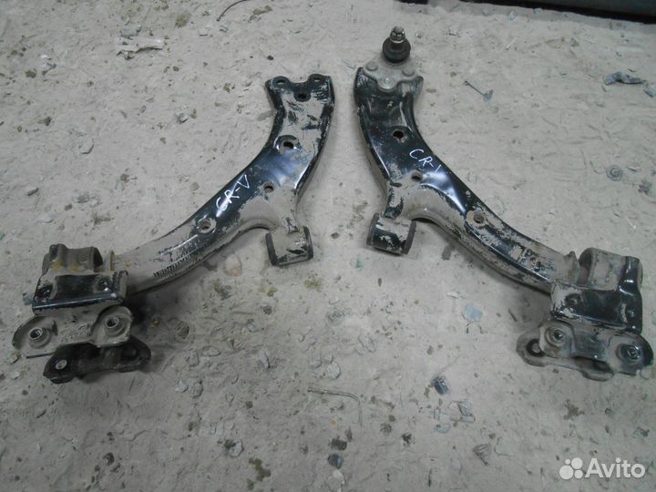 Рычаг передний на Хонда CR-V в Кургане