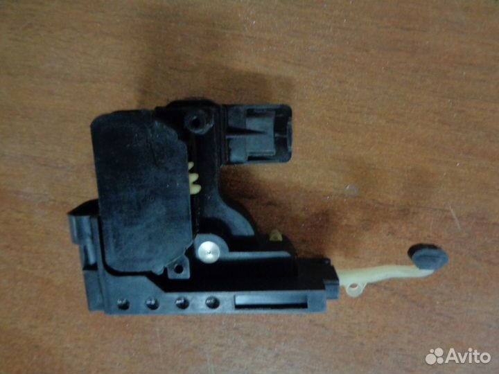 Привод замка двери передней Daewoo Leganza