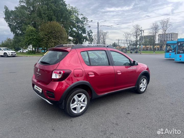 Renault Sandero Stepway 1.6 AT, 2016, 28 000 км