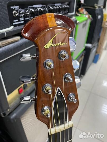 Ovation Balladeer 1621 США 1981