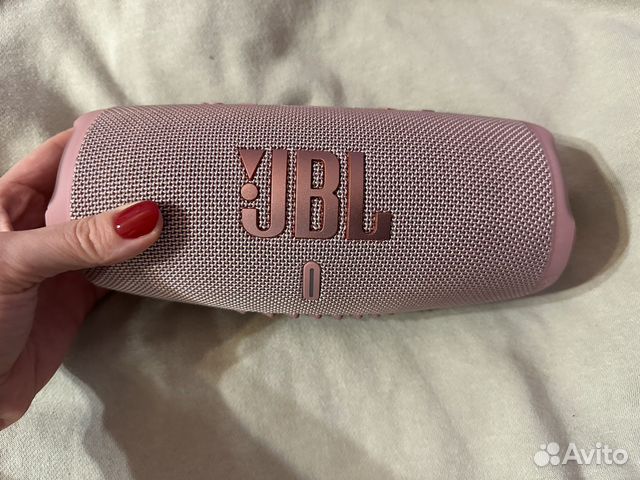 JBL Charge 5 колонка оригинал розовая купить в Москве | Электроника | Авито
