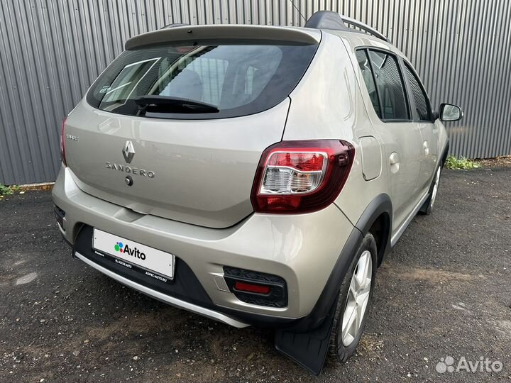 Renault Sandero Stepway 1.6 МТ, 2018, 17 000 км
