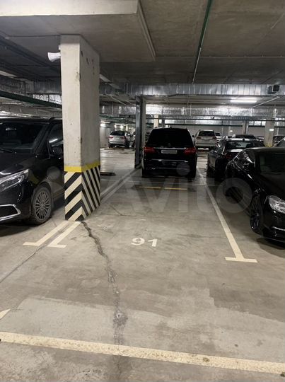 Машиноместо, 14 м²