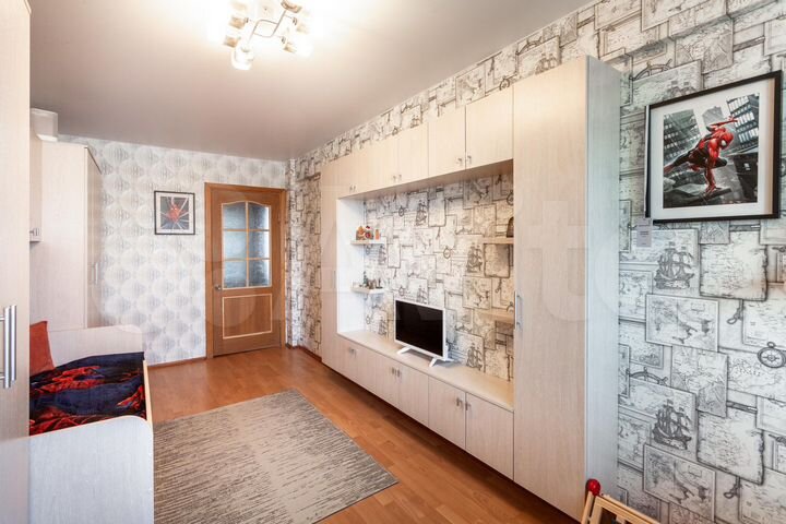 4-к. квартира, 76,6 м², 8/9 эт.