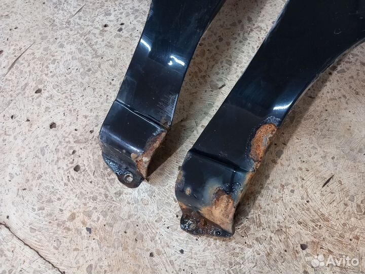 Крыло переднее калина