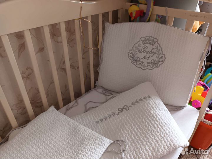 Детская кроватка