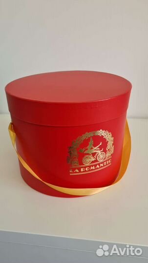 Подарочные коробки новые