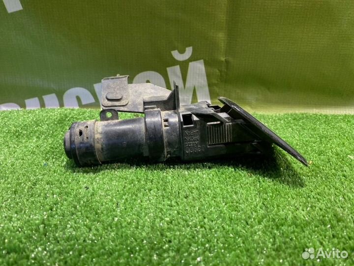 Форсунка омывателя фар левая Nissan Teana J31