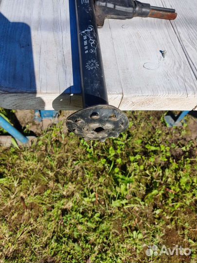 Домкрат винтовой Мерседес