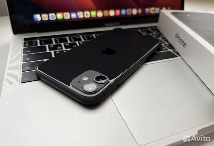 iPhone 11, 128 ГБ