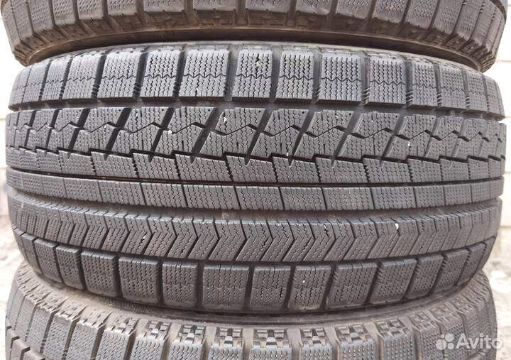 Bridgestone Blizzak VRX 225/50 R17 99W