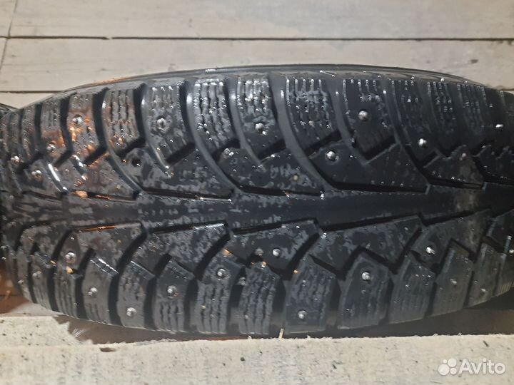 Зимняя резина 175/65 r14 на дисках 4100, 4114.3