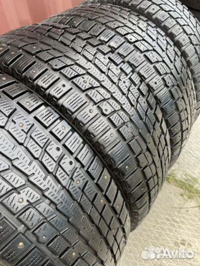 Dunlop SP Winter Ice 01 265/60 R18 110T