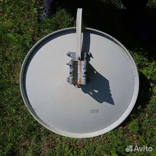 Антенна спутниковая