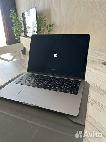 Apple MacBook Pro 13 2018 touchbar