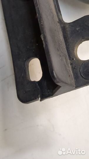 Фара (передняя) Mitsubishi Outlander XL, 2009