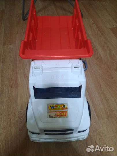 Большой грузовик игрушка