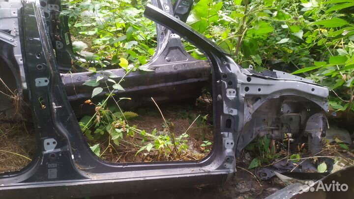 Renault megane 2 порог правый со стойками, боковин