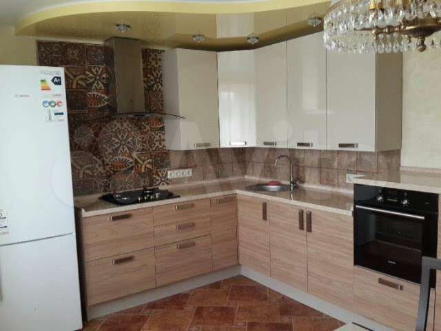 2-к. квартира, 59 м², 6/10 эт.