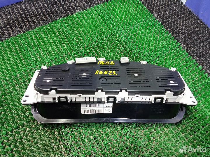 Щиток приборов Nissan Pathfinder