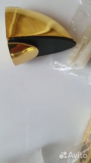 Полкодержатель.Цена за 8 шт.Для полок из стекла