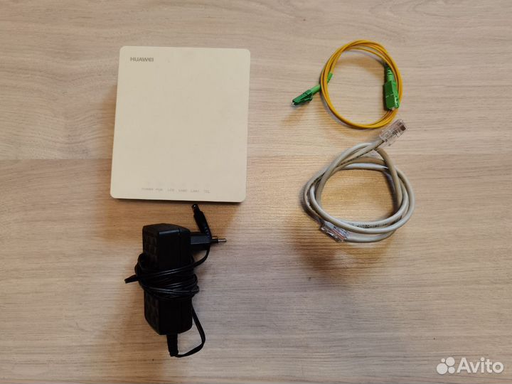 PON розетка huawei hg8120h