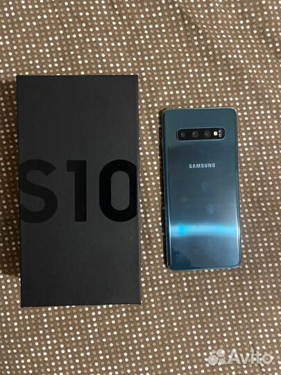 Samsung Galaxy S10, 8/128 ГБ