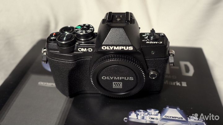 Olympus om d e m10 mark iii