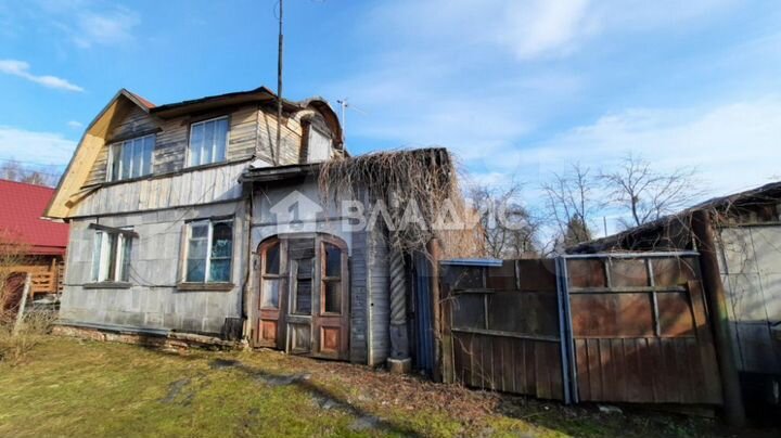 Дача 32 м² на участке 5 сот.
