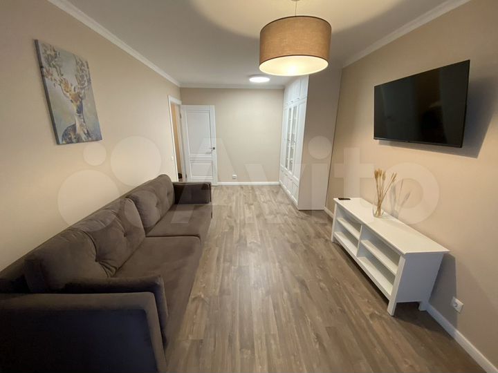 2-к. квартира, 53 м², 3/5 эт.