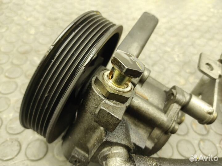 Насос гур Bmw 320I E36 M52B20 2.0 206S3 1997