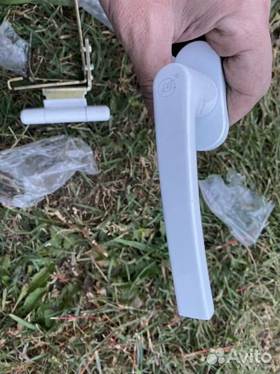 Ручки фурнитура для окон