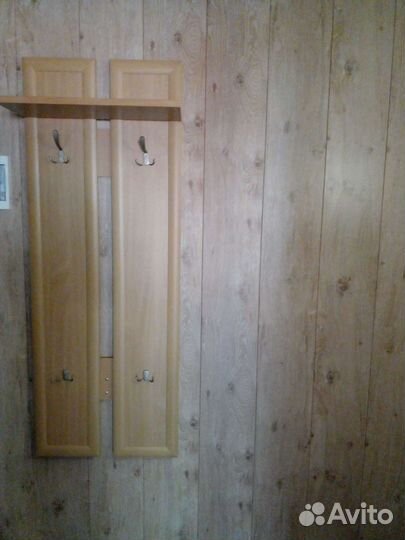 Вешалка в прихожую