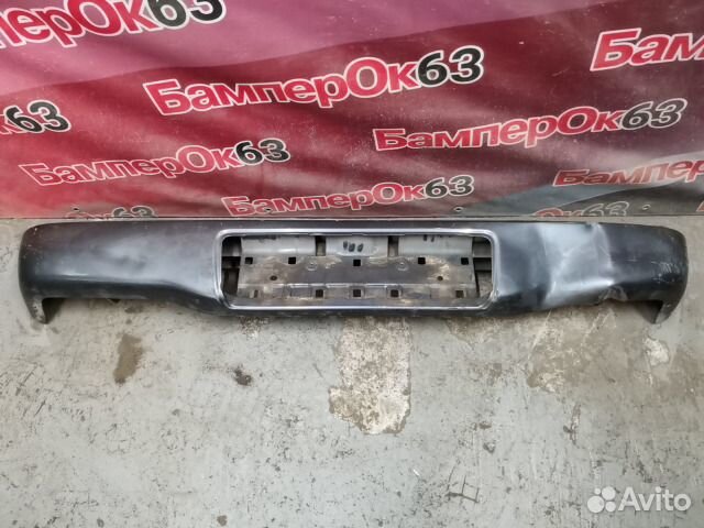 Бампер задний Toyota Hilux