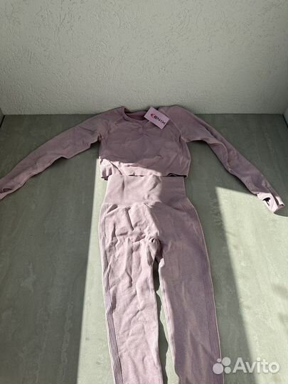 Одежда для фитнеса и йоги