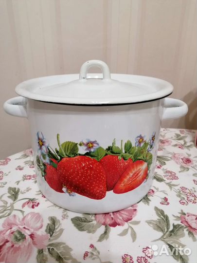 Кастрюля эмалированная с крышкой, 3л