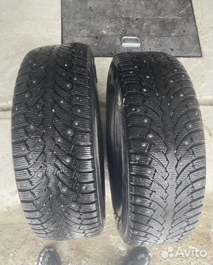 Pirelli Formula Ice 215/70 R16