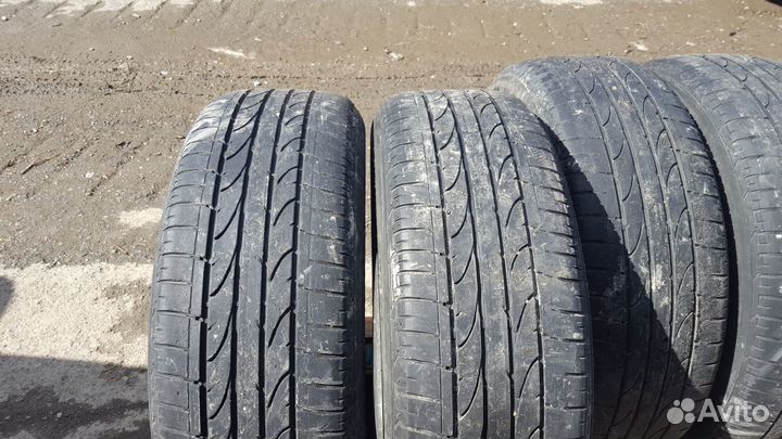 Bridgestone Dueler H/P 215/60 R17